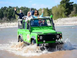 Green Lake Jeep and Boat Tour from Side Area with Guide